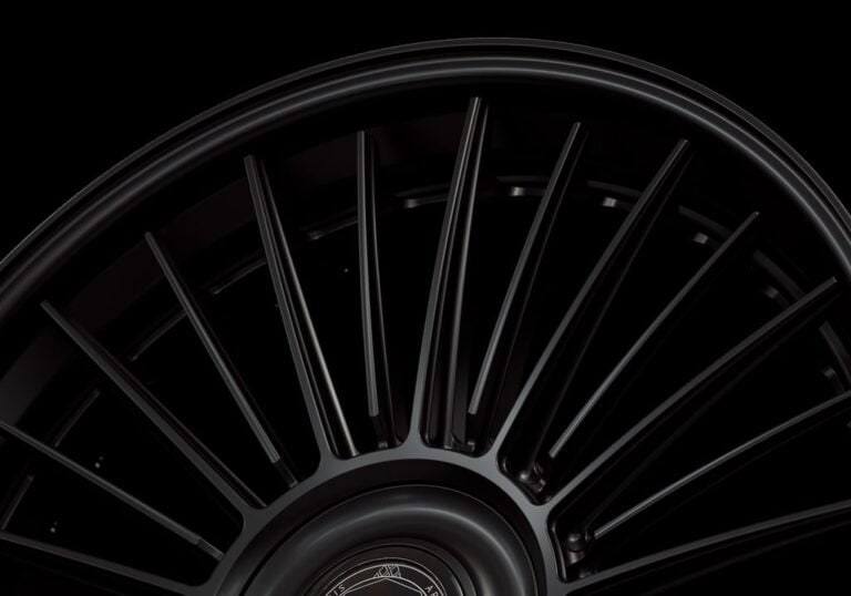 Three-quarter view of a black G500 3-piece flaoting spoke wheel from Govad Forged Luxury series
