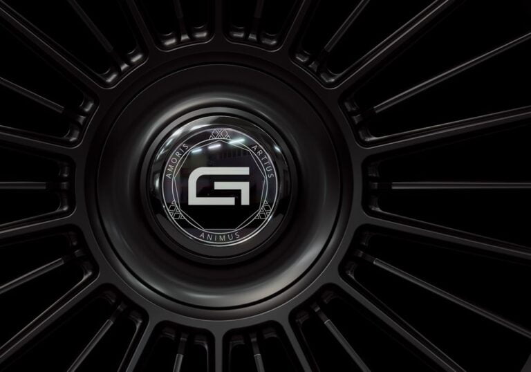 Three-quarter view of a black G500 monoblock wheel from Govad Forged Luxury series