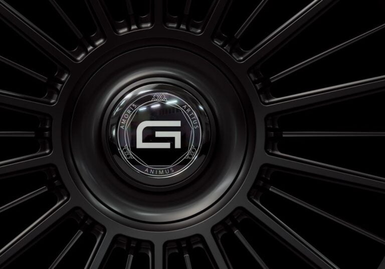 Three-quarter view of a black G900 monoblock wheel from Govad Forged Luxury series